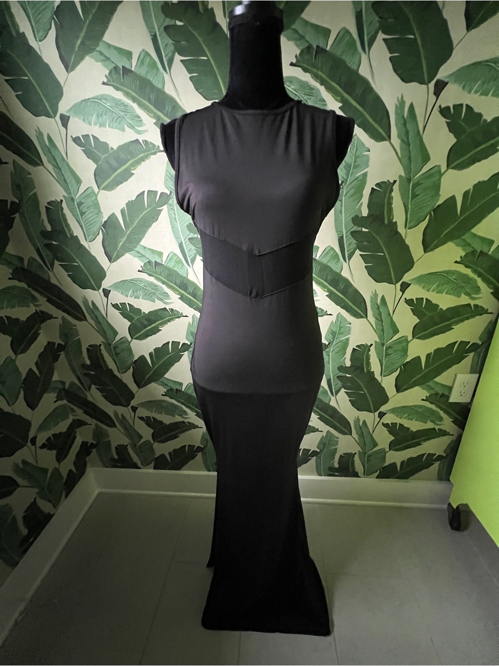 Lookbook Store Black Mesh Panel Open Back Maxi Gown Dress Womens 6